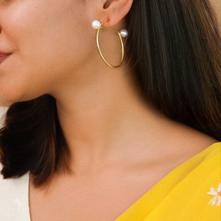 Sosha Golden Dual Pearl Hoop Earring