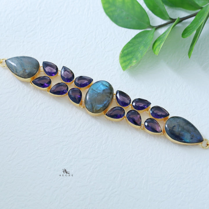 Molly Choker