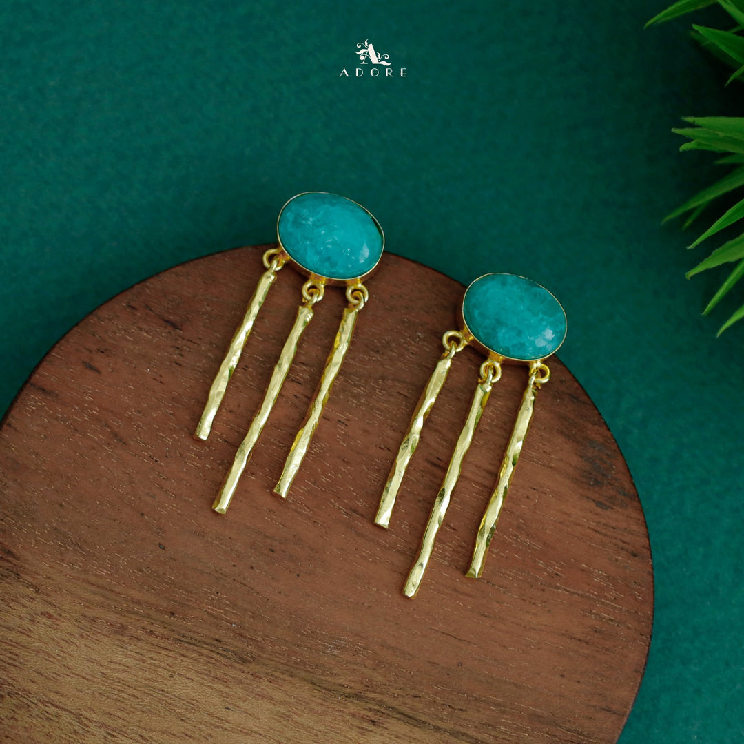 Isra Oval Golden Hammered Tri Sticky Earring