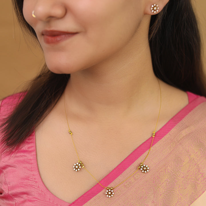 Sravana Tri Flower Golden Ball String Neckpiece With Stud