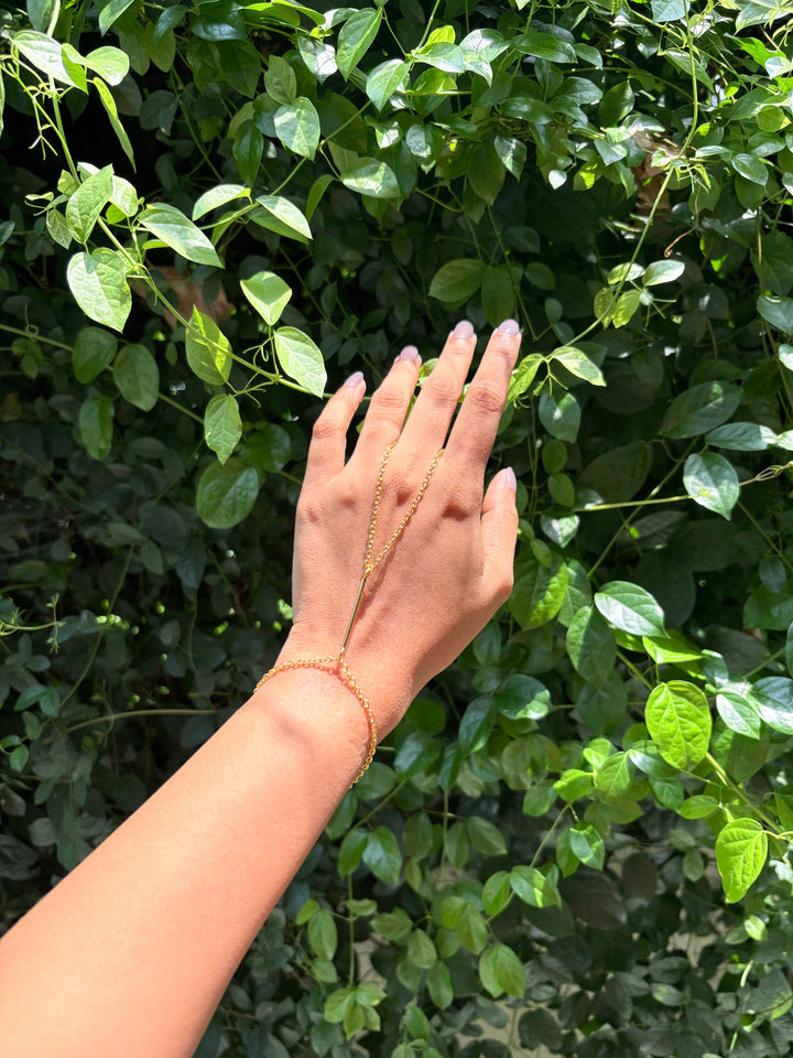 Limna Golden Stick Hand Chain