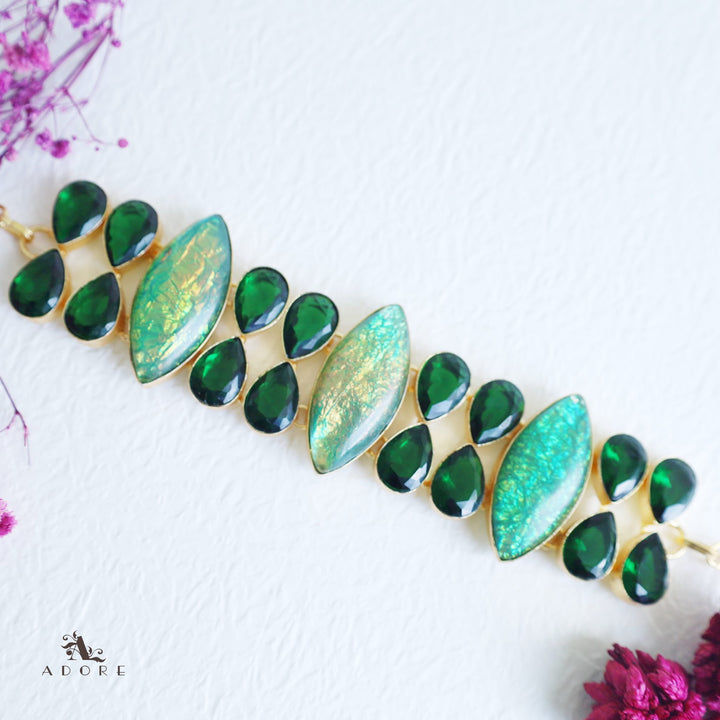 Geraldine Choker
