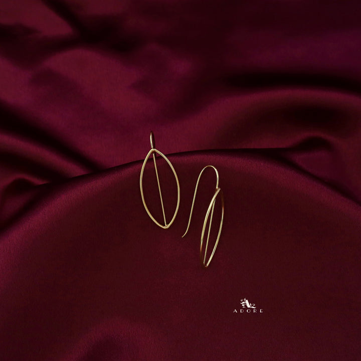 Golden Leafy Line Drop