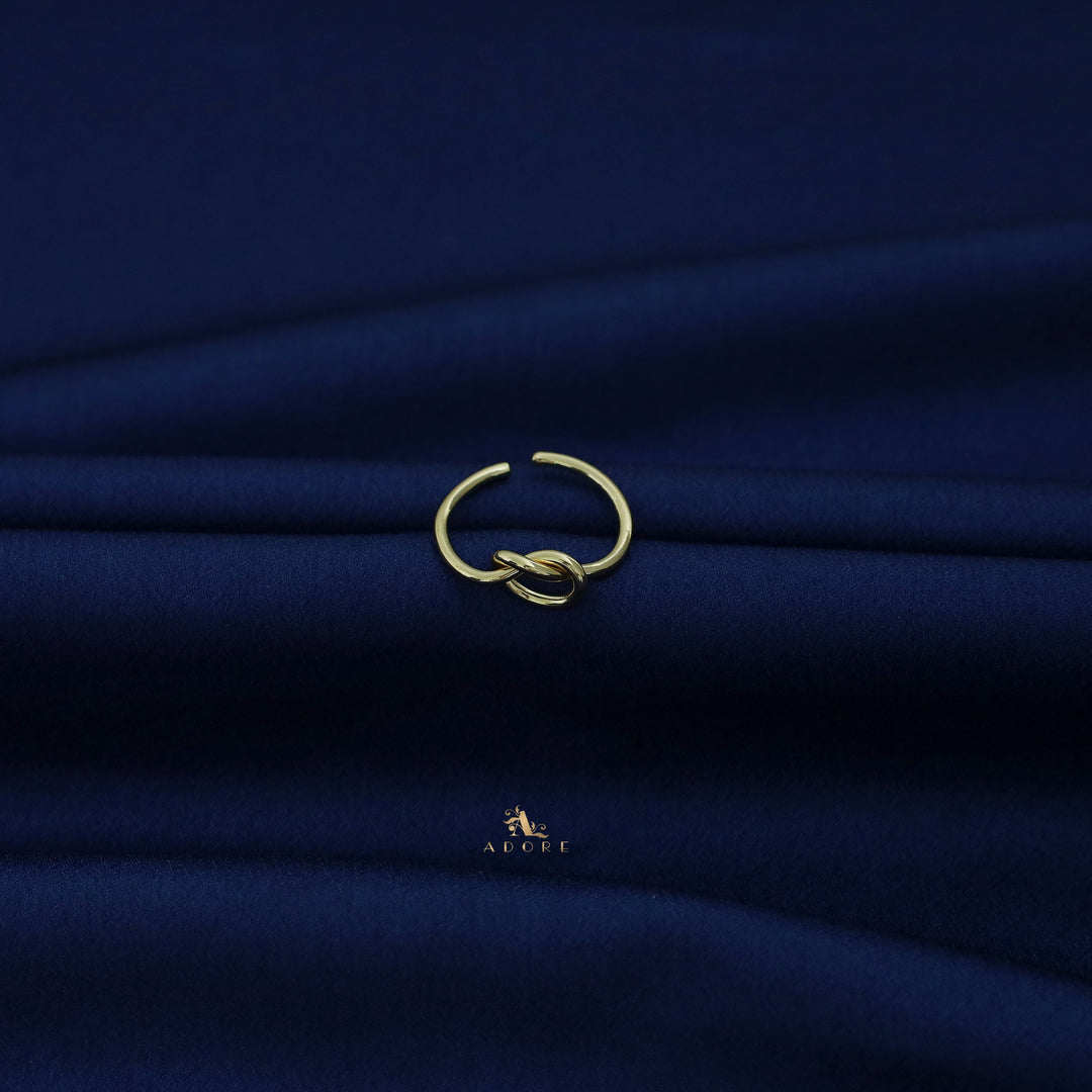 Golden Knot Ring