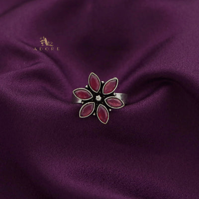 Flora Glossy Flower Ring