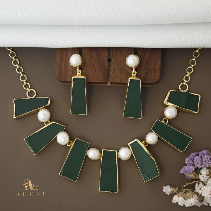 Pegasus Rugged Stone Neckpiece With Earring