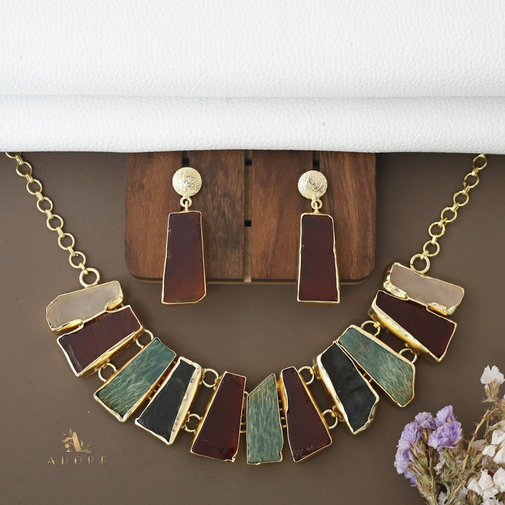 Raw Stone Hazel Neckpiece with Earring