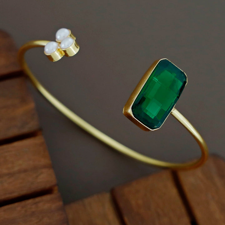 Tri Pearl Rectangle Magic Glossy Stone Bangle