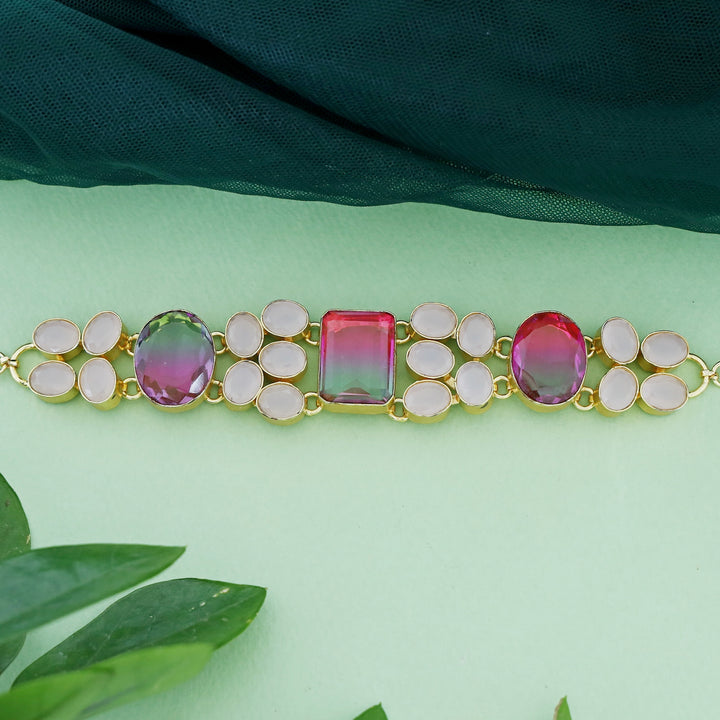 Sanam Choker