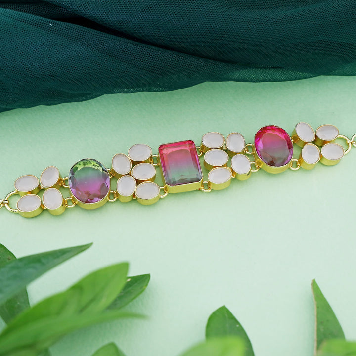 Sanam Choker