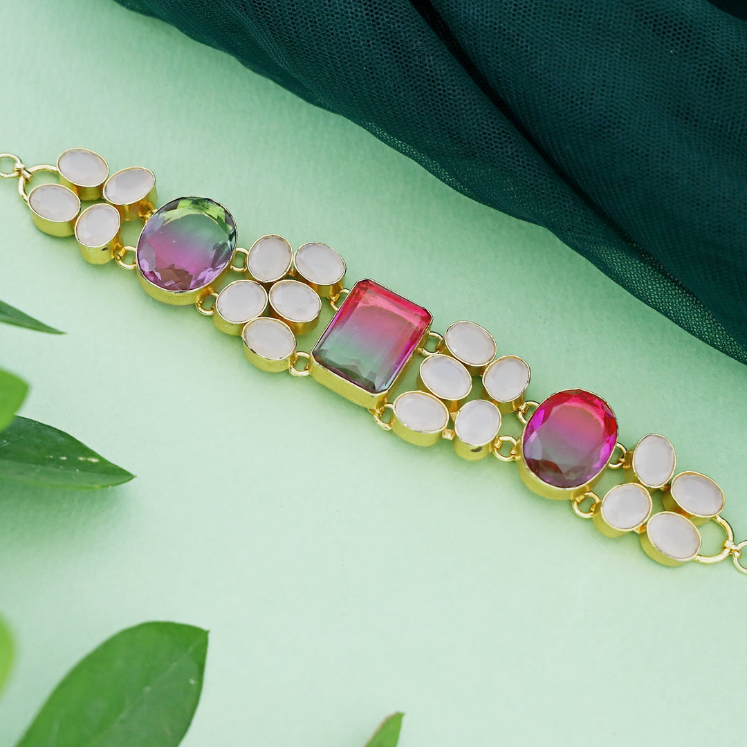 Sanam Choker