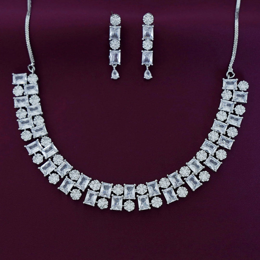Silver Royal Bride Short Neckpiece With Earring