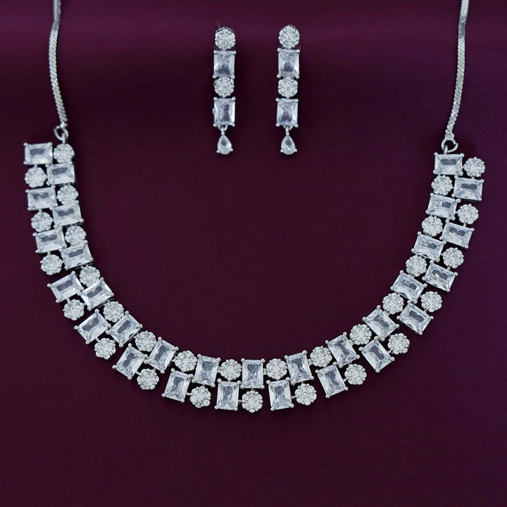 Silver Royal Bride Short Neckpiece With Earring