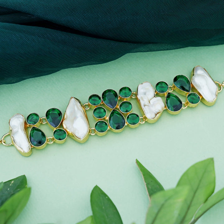 Adara Choker