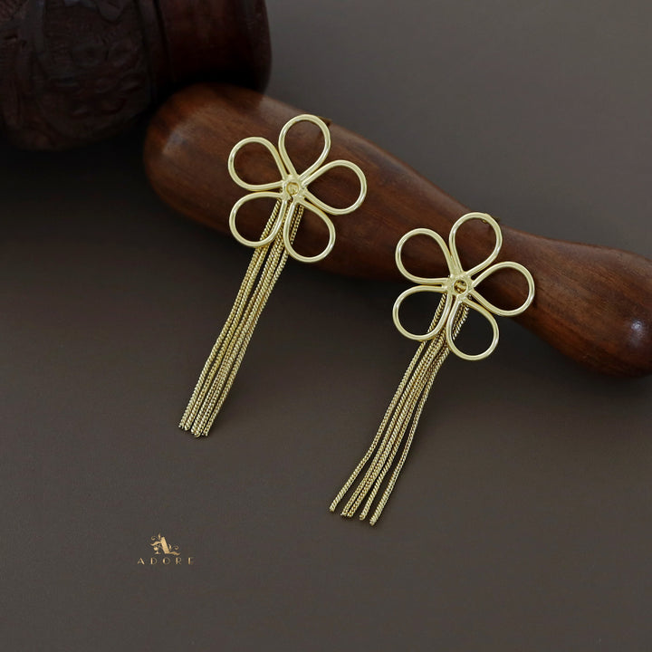 Enora Flower And Golden Chain Earring