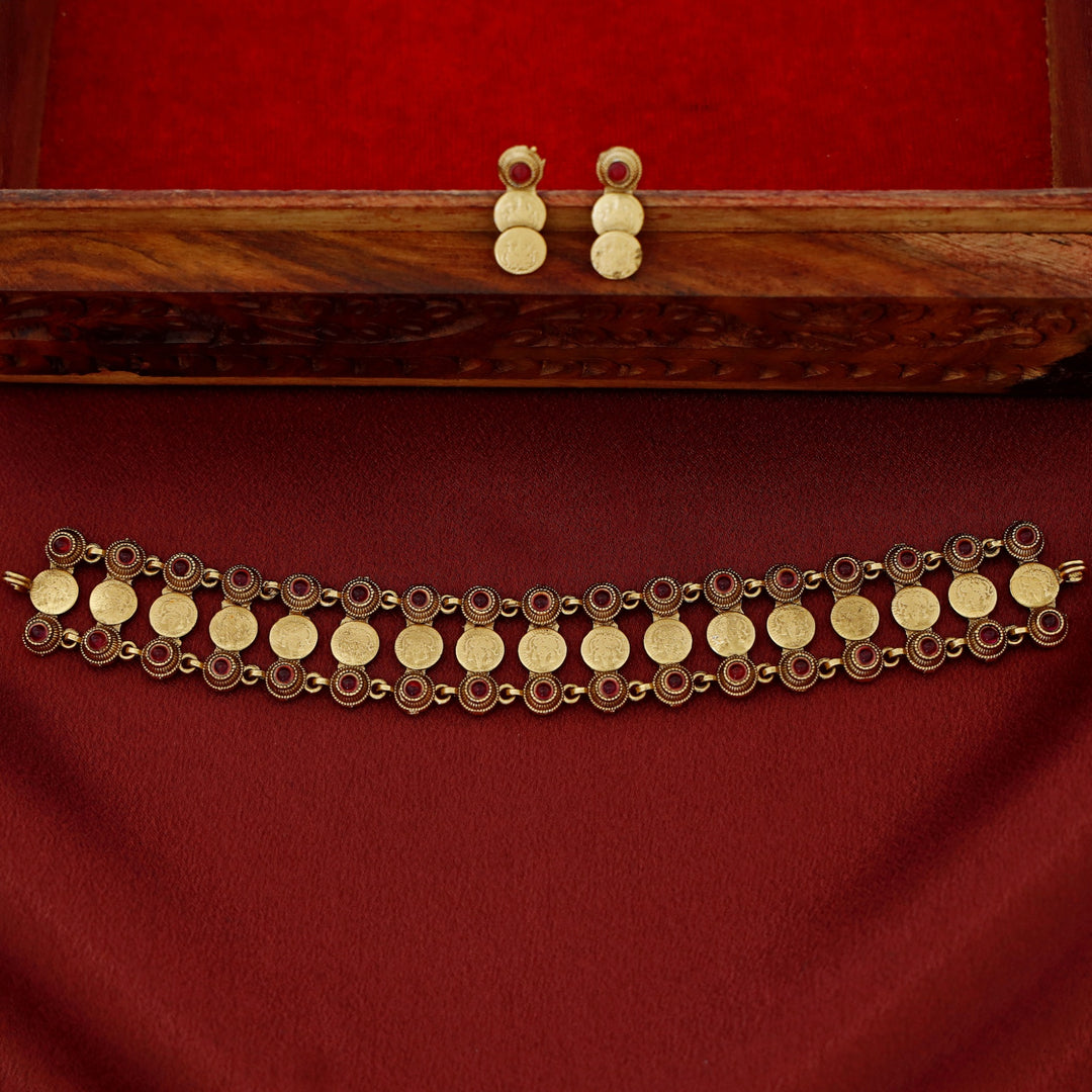 Bhavinika Kashi Lakshmi 2 Layer Choker With Earring