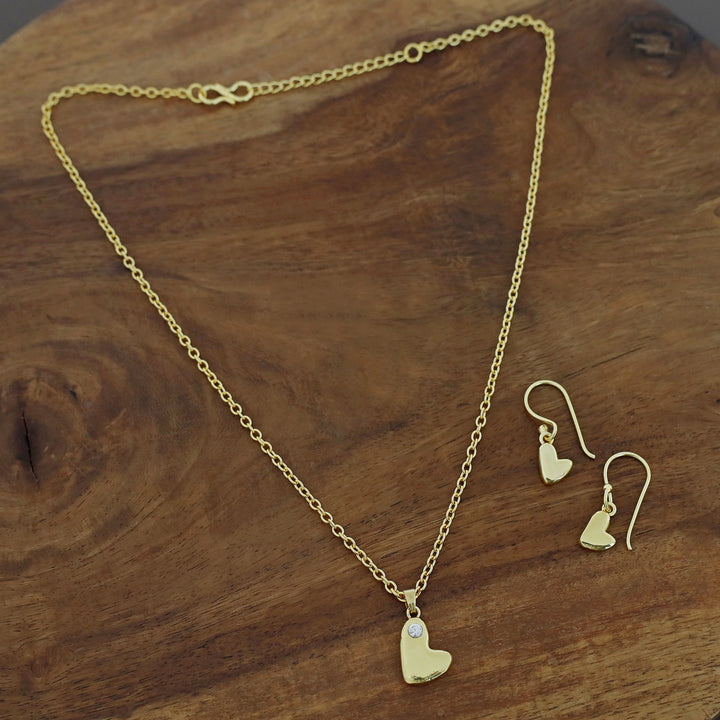 Amima Golden Heart Neckpiece With Drop