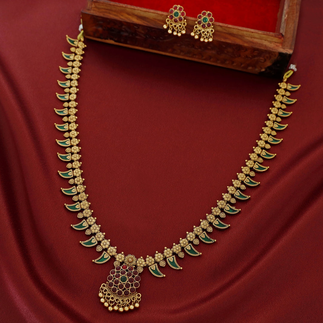 Bimala Palakka Floral Long Neckpiece With Earring