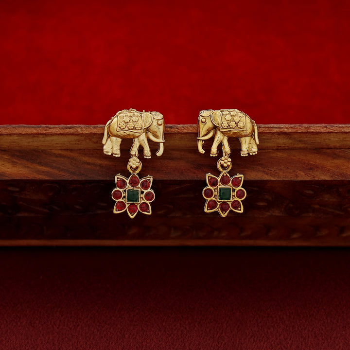 Iha Airavat Flowery Neckpiece With Earring