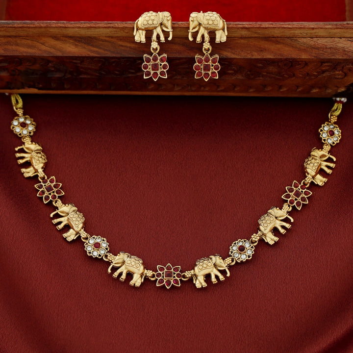 Iha Airavat Flowery Neckpiece With Earring