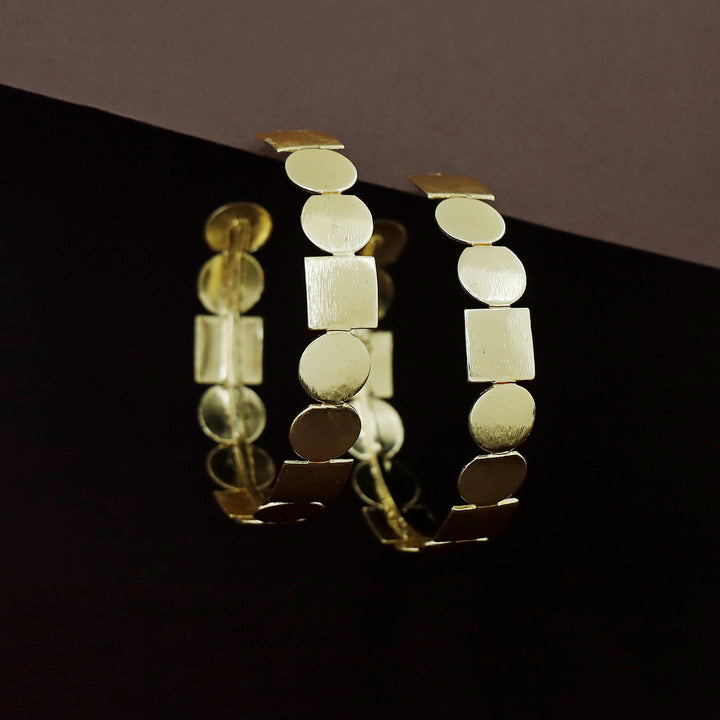 Golden Geometrical Hoop