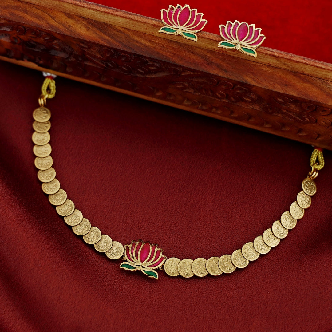 Advaita Enamel Lotus Kashi Choker With Stud