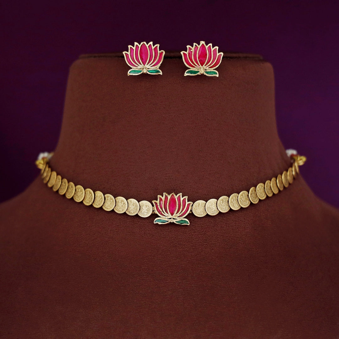 Advaita Enamel Lotus Kashi Choker With Stud