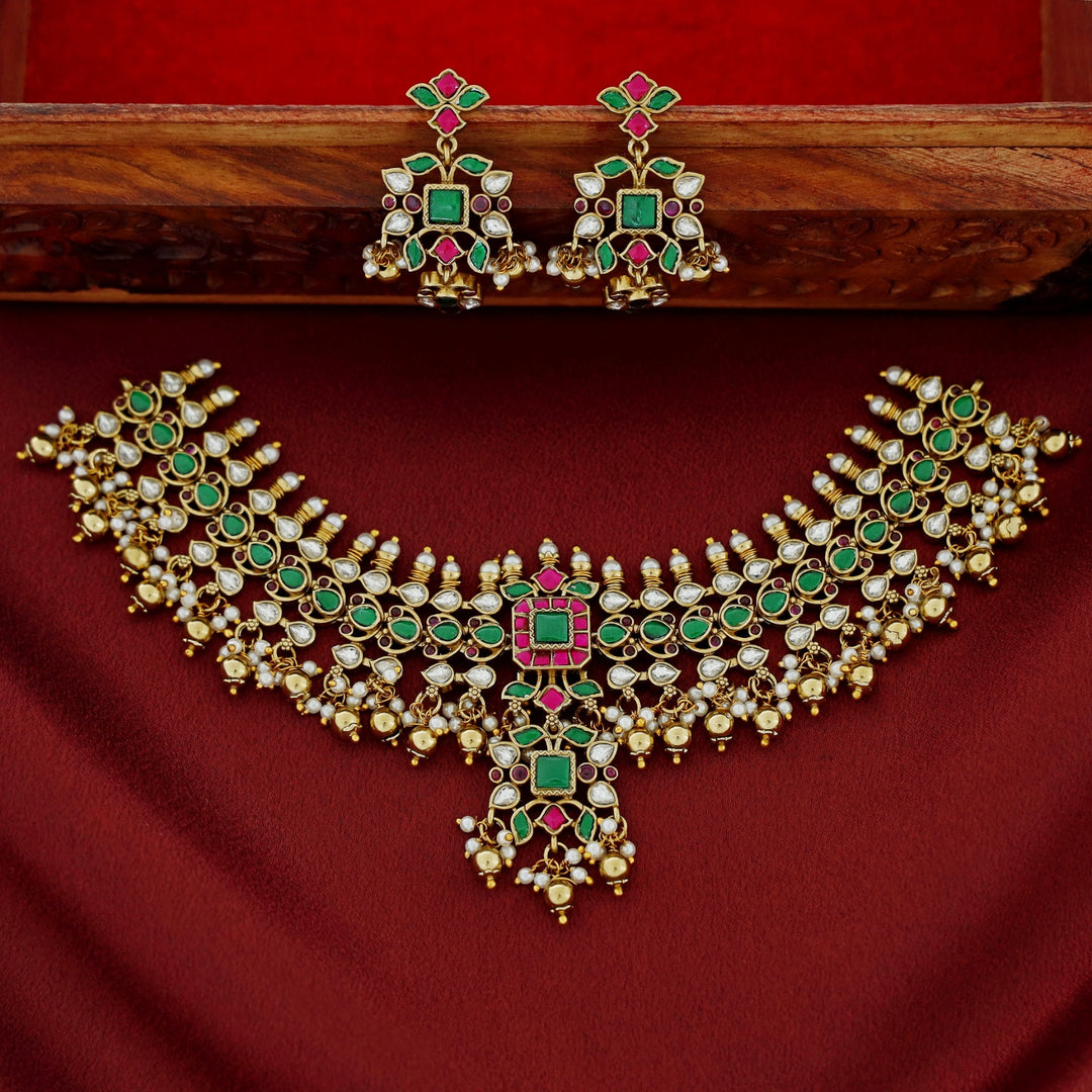 Premium Gaurika Jadau Kundan Short Neckpiece/Choker With Earring