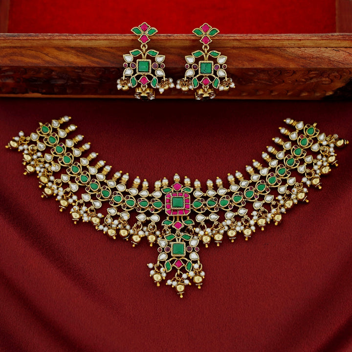 Premium Gaurika Jadau Kundan Short Neckpiece/Choker With Earring