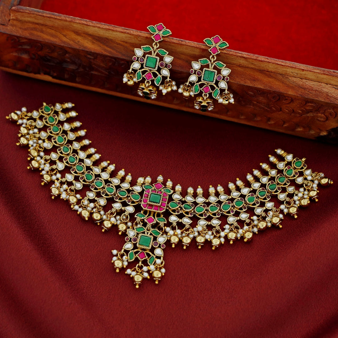 Premium Gaurika Jadau Kundan Short Neckpiece/Choker With Earring