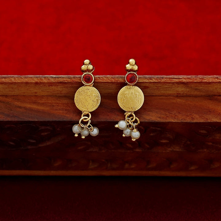 Thushara Kashi Pearl Short Neckpiece With Earring