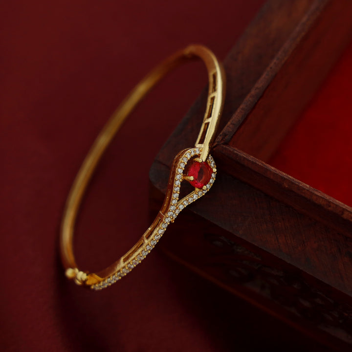 Indumathi Golden Glossy Openable Bangle