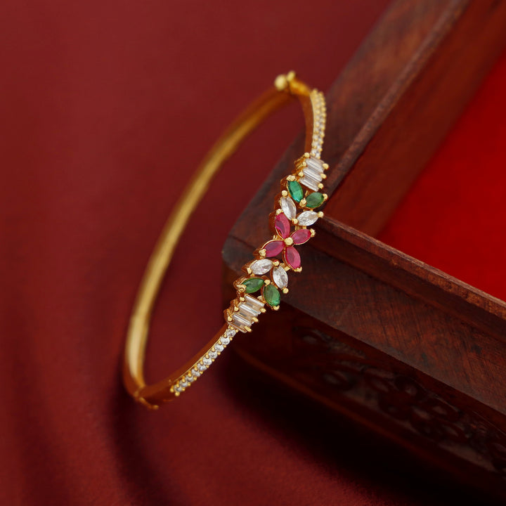 Aavya Golden Stone Openable Bangle