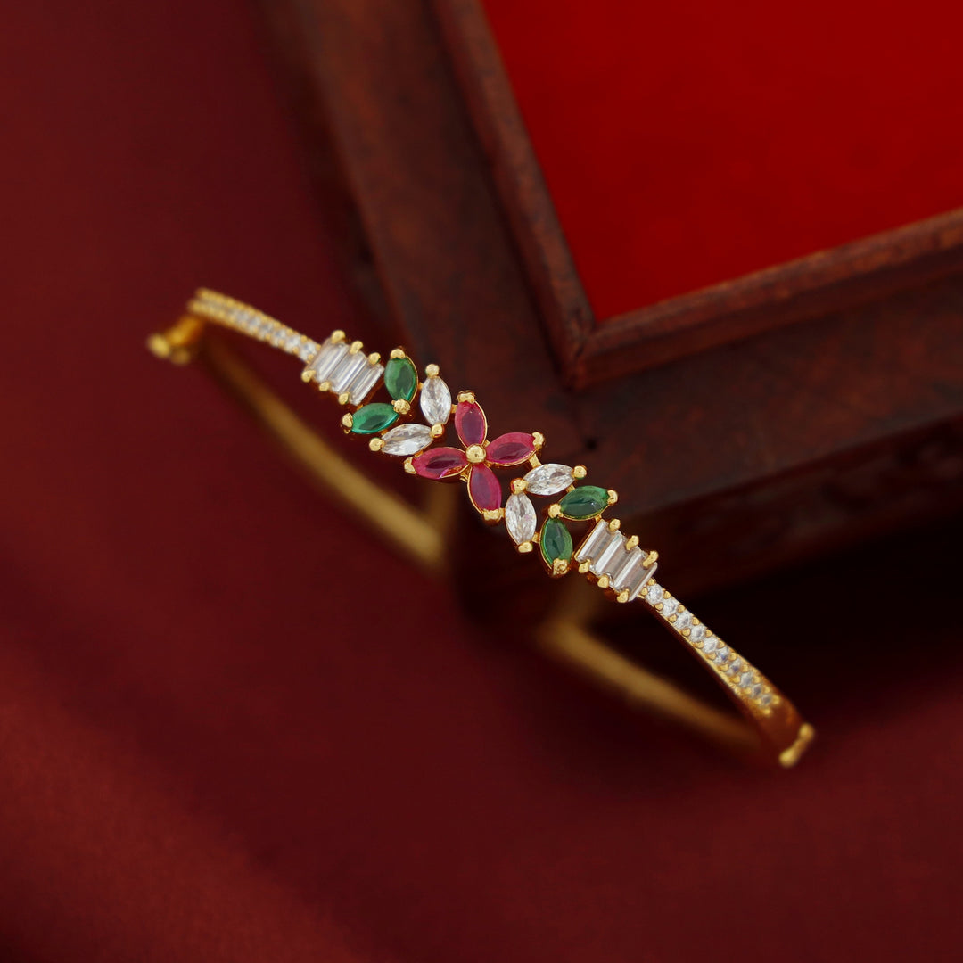 Aavya Golden Stone Openable Bangle