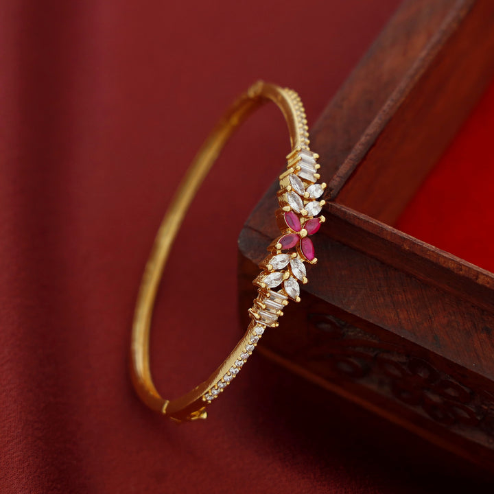 Aavya Golden Stone Openable Bangle