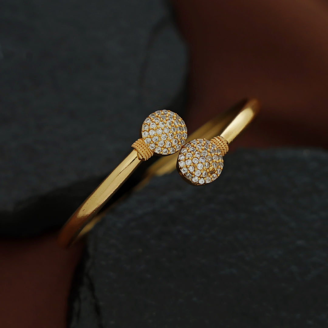 Maitreyi Dual Circle Stone Bangle