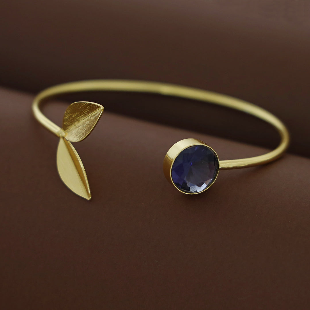 Golden Twin Fold Leafy Round Glossy Bangle