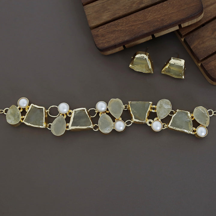 Brenda Golden Raw Stone + Pearl Choker With Stud