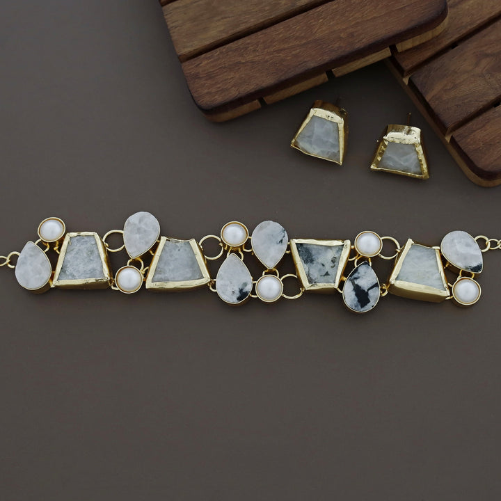 Brenda Golden Raw Stone + Pearl Choker With Stud