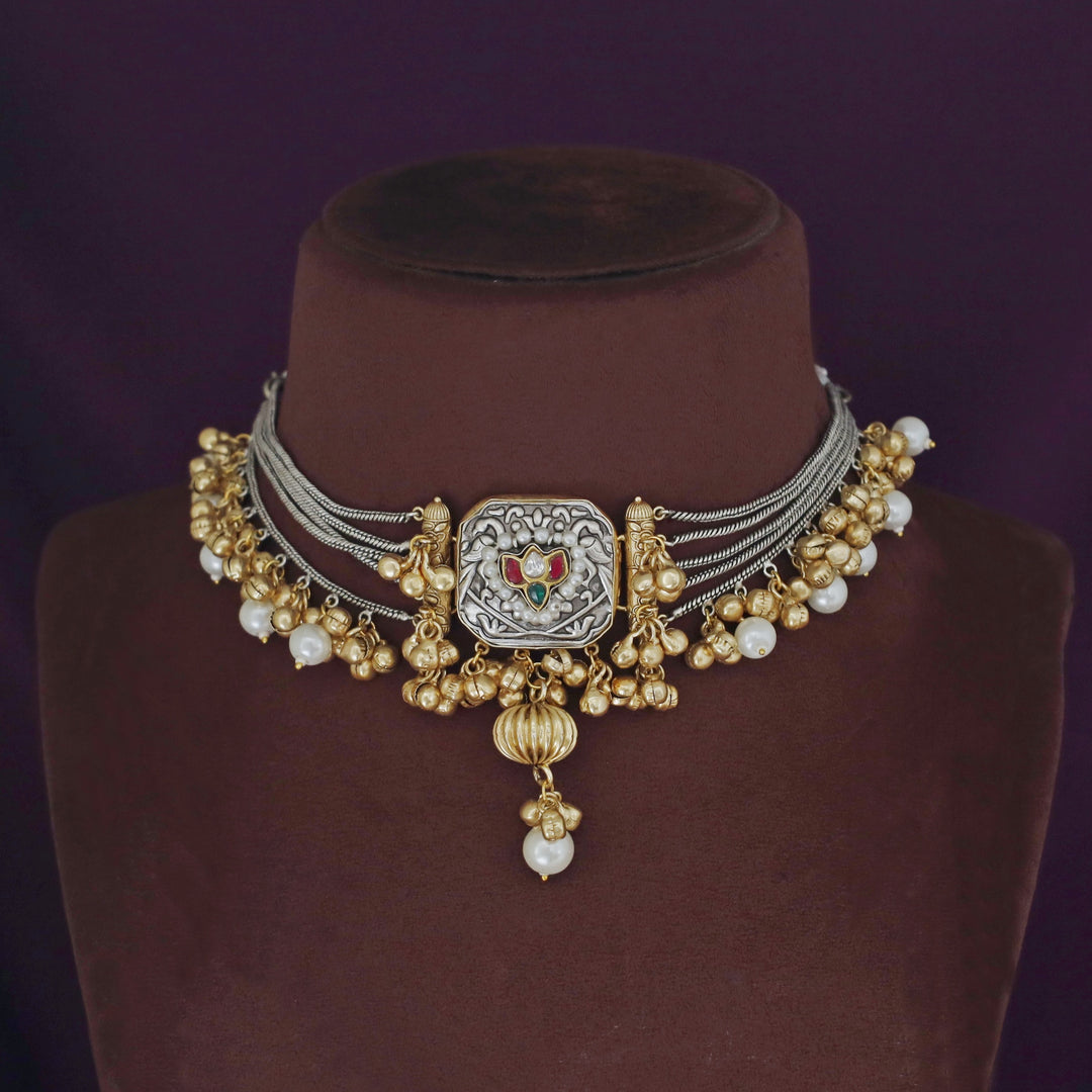 Ahima Ghungroo Dual Tone Jadau Kundan Choker With Earring