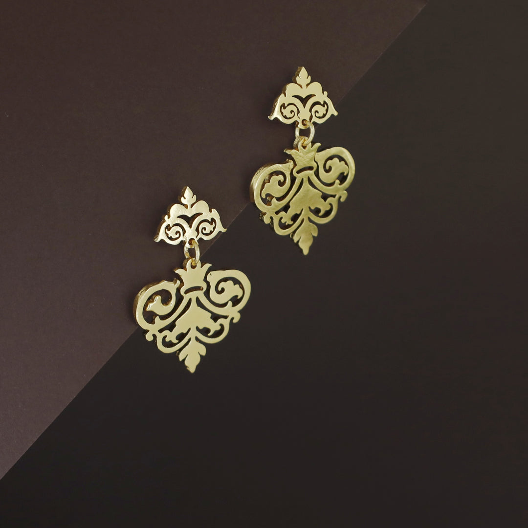 Nerin Golden Filigree Earring