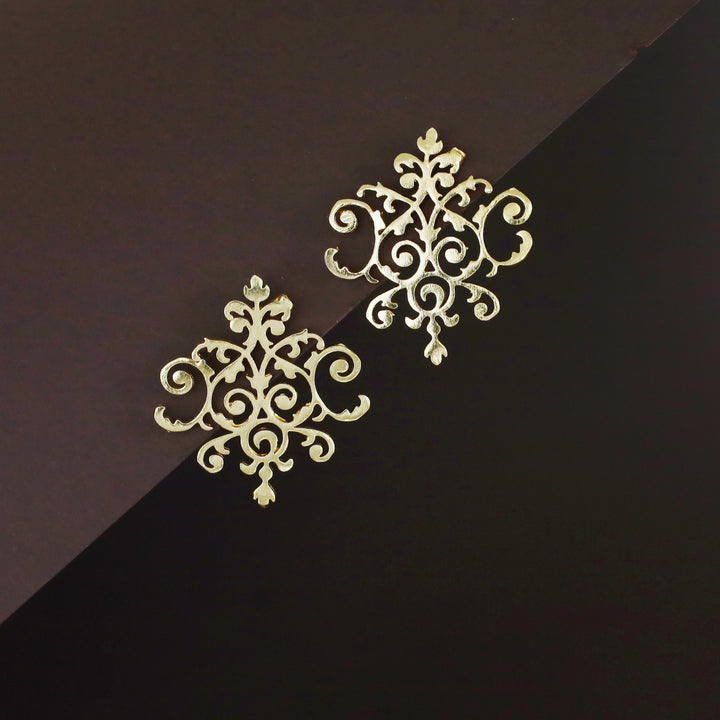 Nixie Golden Filigree Stud