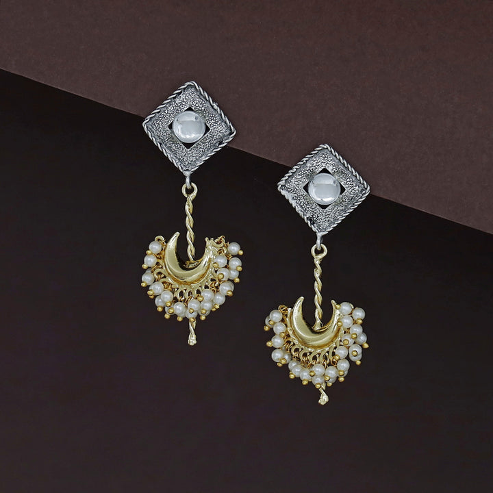 Jenye Dual Tone Pearl Earring