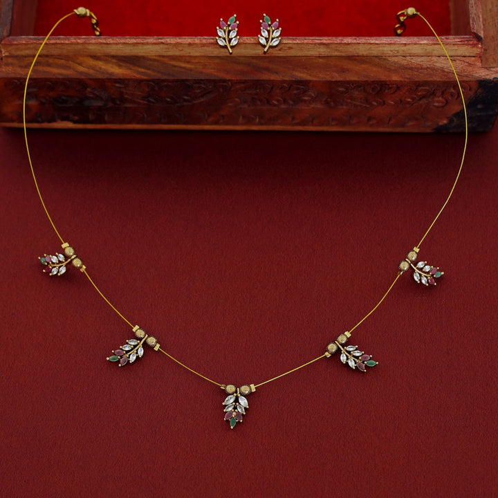 Madhusmita String Neckpiece With Earring