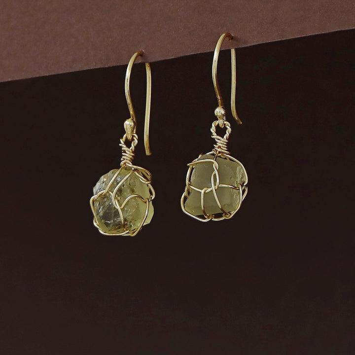 Oviya Golden Binded Raw Stone Drop