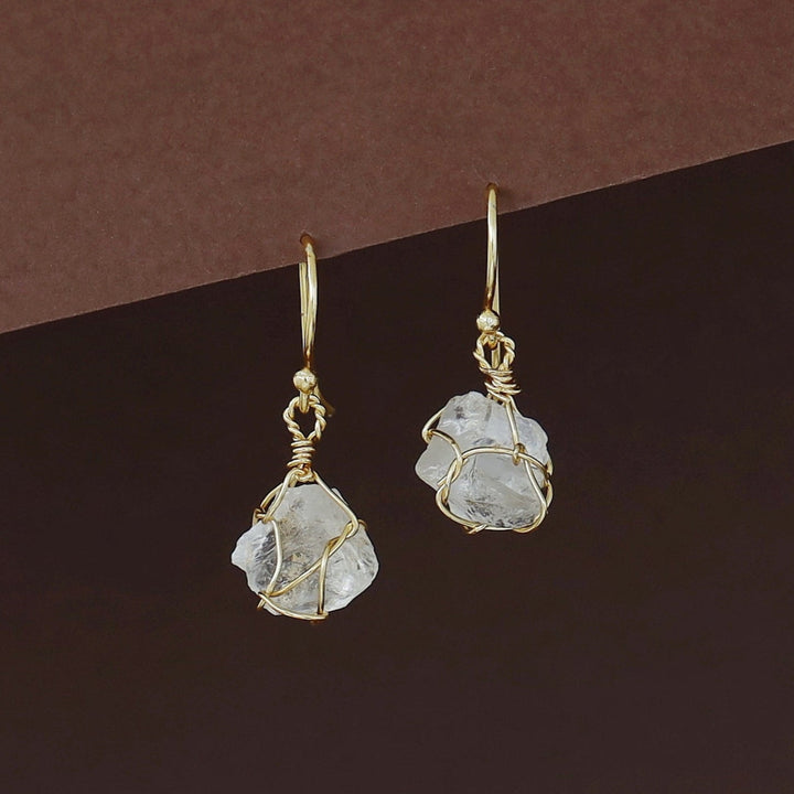 Oviya Golden Binded Raw Stone Drop