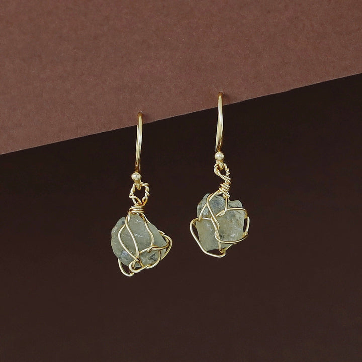 Oviya Golden Binded Raw Stone Drop