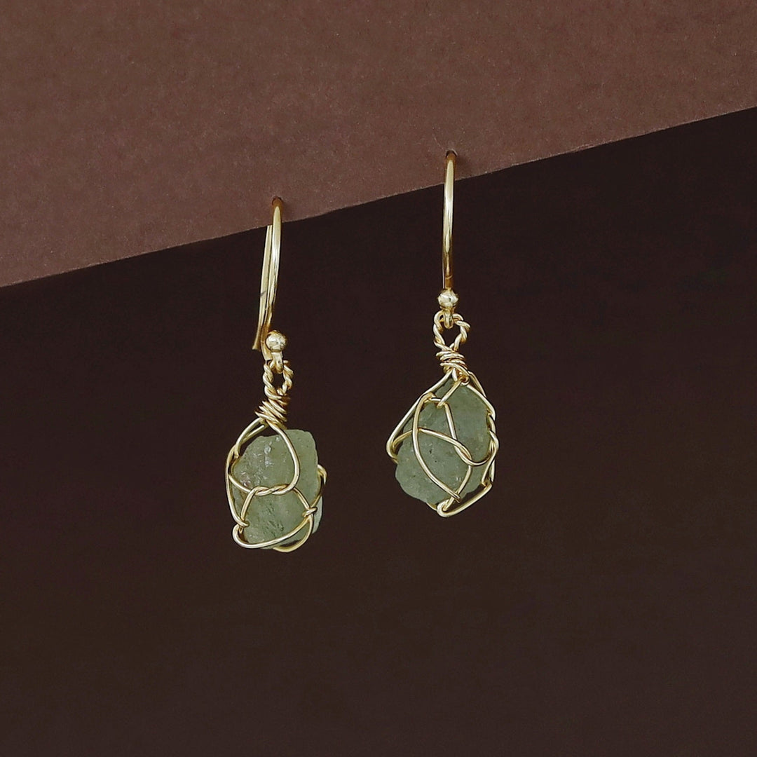 Oviya Golden Binded Raw Stone Drop