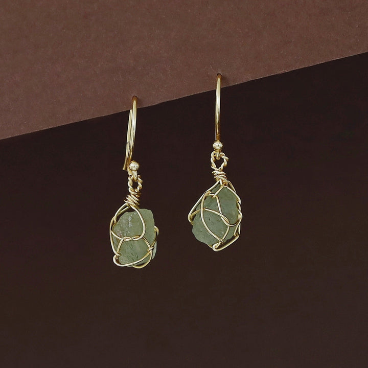 Oviya Golden Binded Raw Stone Drop