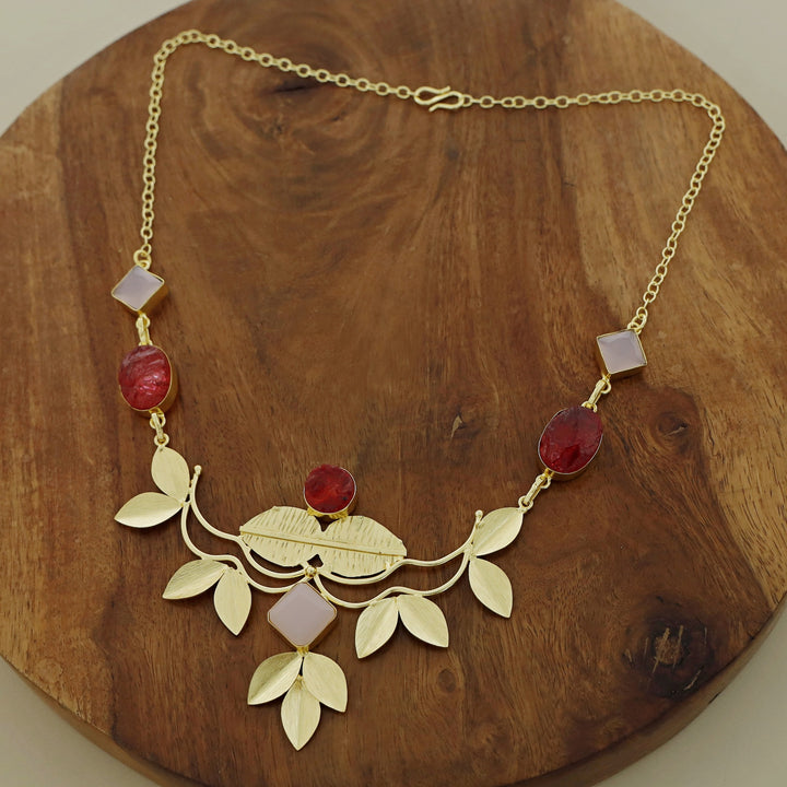 Golden Textured Leafy Dyed + Glossy Stone Neckpiece